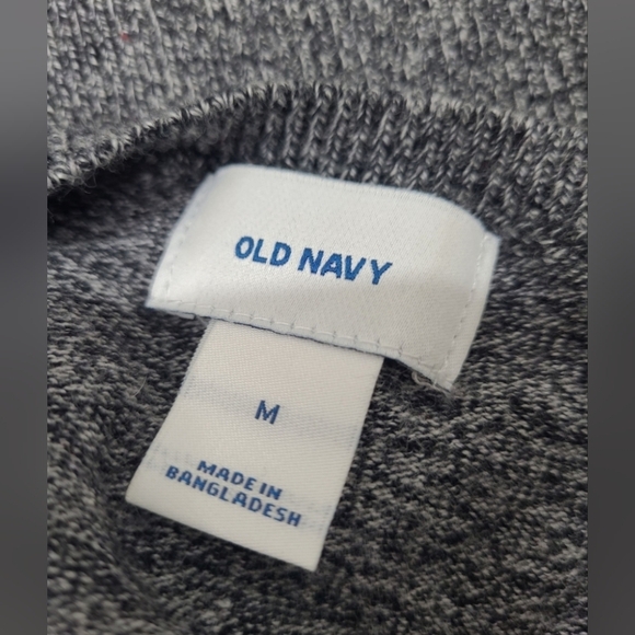 Old Navy Crew Neck Long Sleeve Lightweight Sweater Heather Gray  Size Medium - Picture 3 of 8